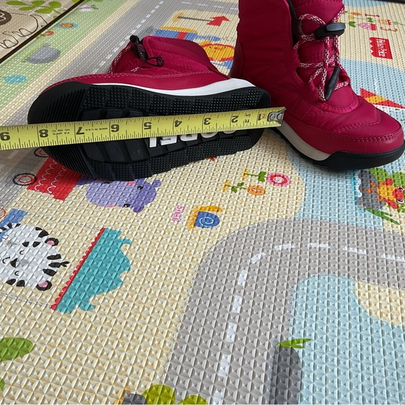SOREL Whitney II Plus Snow Boot - Kids' girls Size 11  Red. Retail $80 New! - Picture 12 of 13